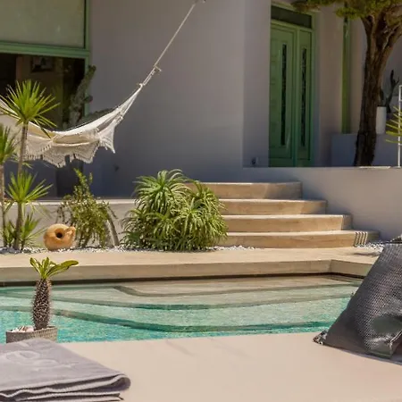 Mama La Roosa Luxury Retreat Willa Agia Pelagia