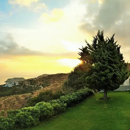 Mama La Roosa Luxury Retreat Agia Pelagia