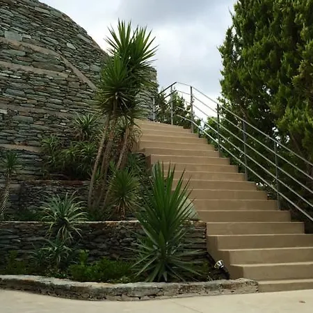 וילה Mama La Roosa Luxury Retreat