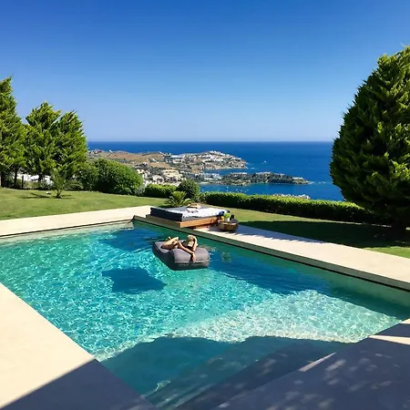 וילה Mama La Roosa Luxury Retreat *